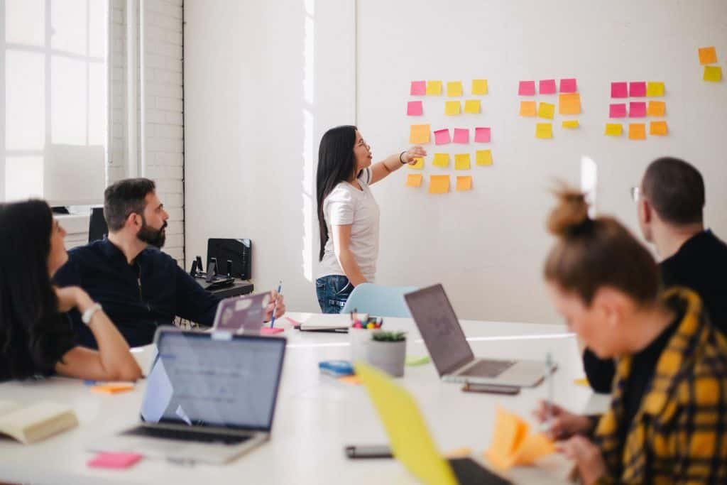 10 Tips For Creating a Successful Online Store 1